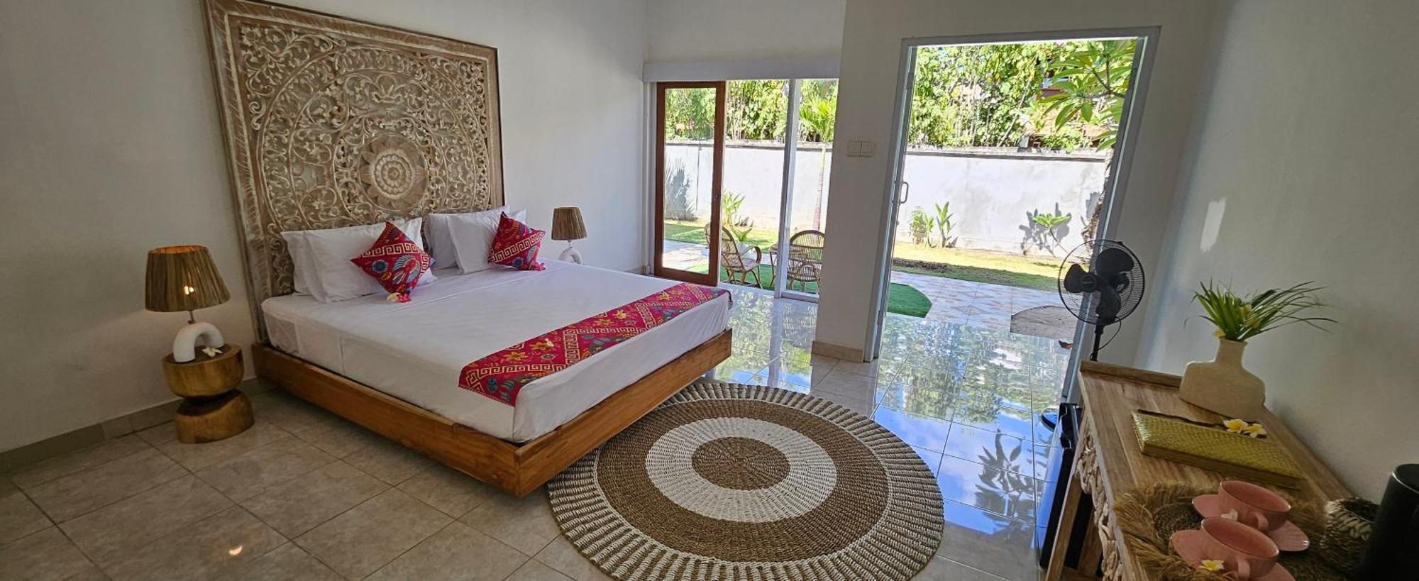 United Colors Of Lembongan Hotel Exterior photo