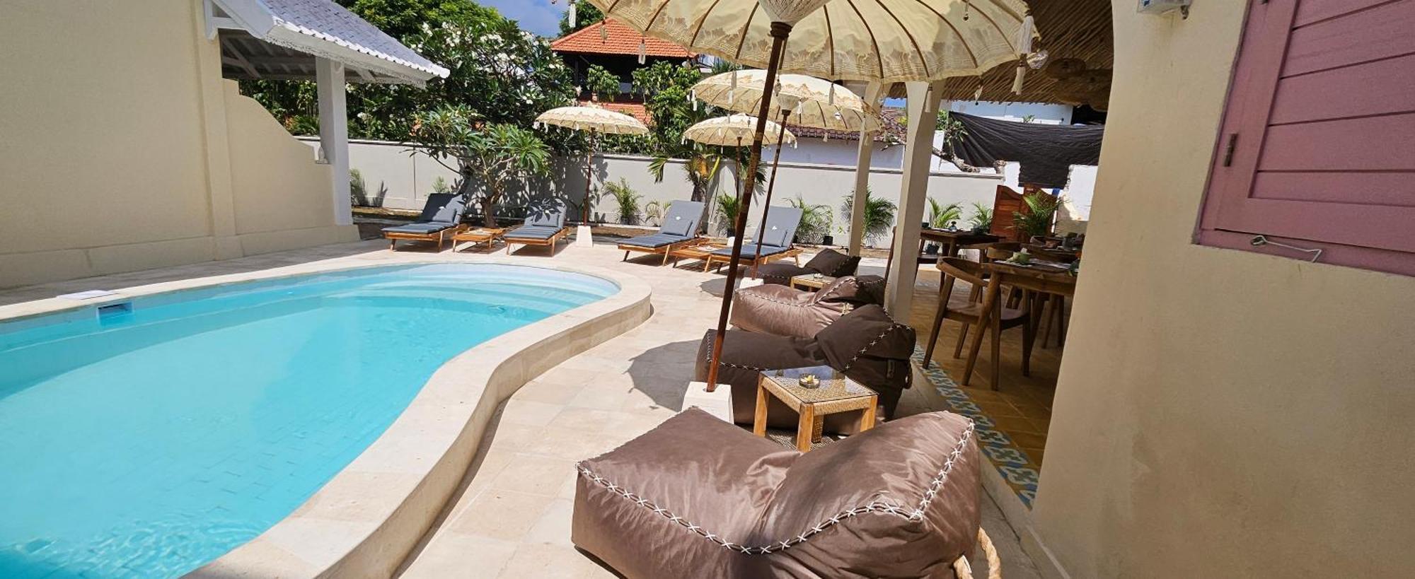 United Colors Of Lembongan Hotel Exterior photo