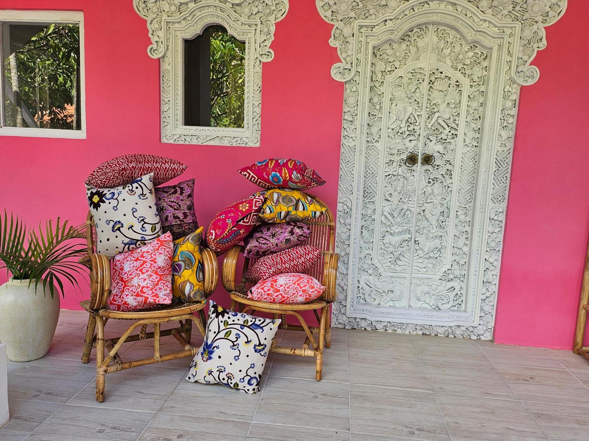 United Colors Of Lembongan Hotel Exterior photo