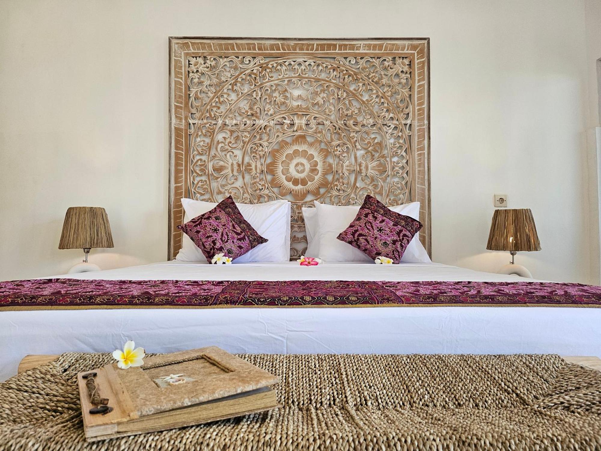 United Colors Of Lembongan Hotel Exterior photo